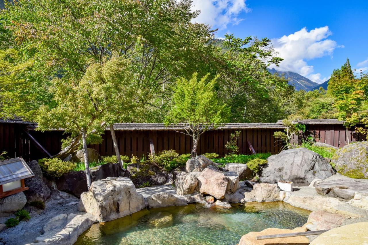 Resort Inn Chirorian Takajama Exteriér fotografie